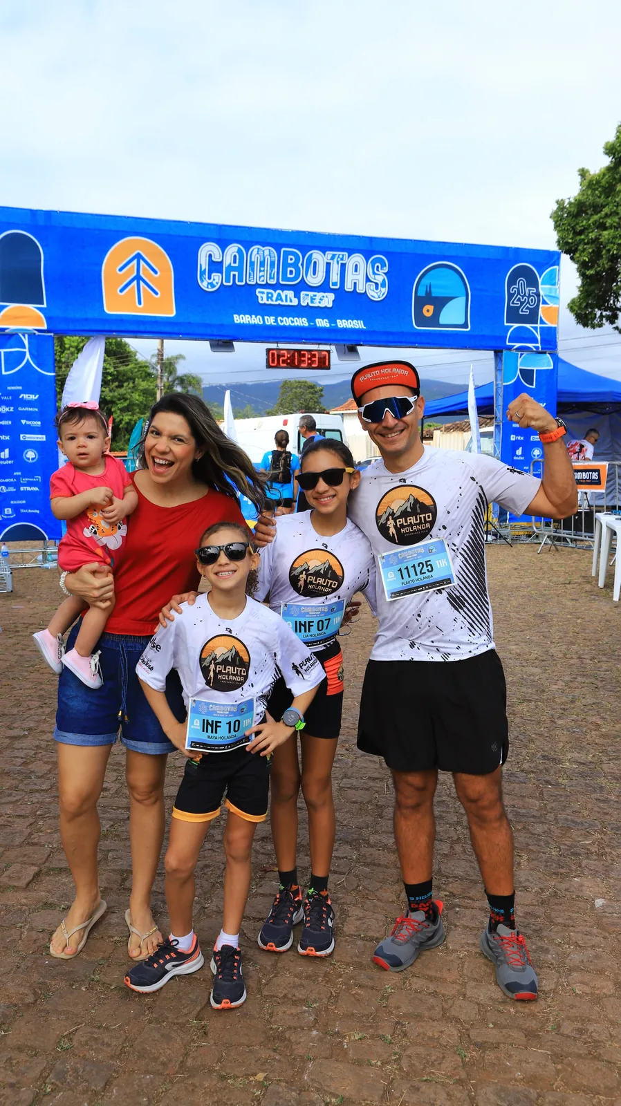 Plauto e sua família no Cambotas Trail Fest